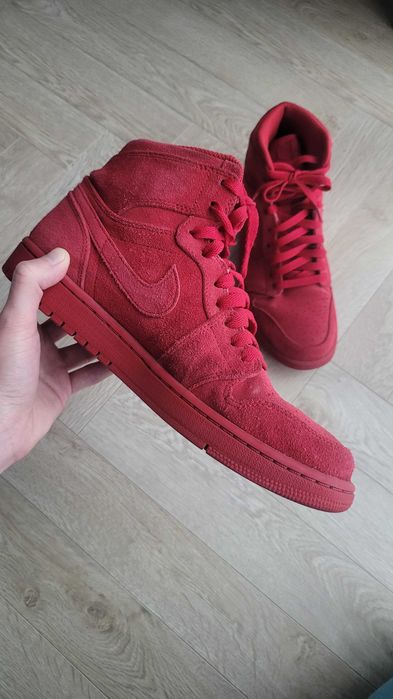 Buty Nike Air Jordan 1 Retro Red Suede 332550-603, roz. 42.5