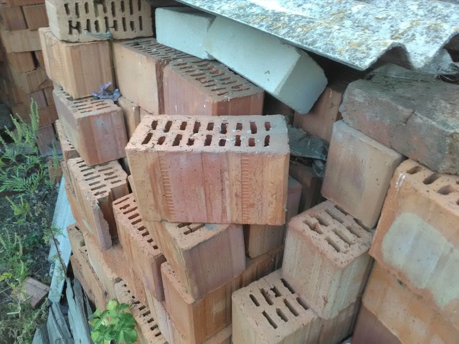 Продам кирпич облицовочный двойной