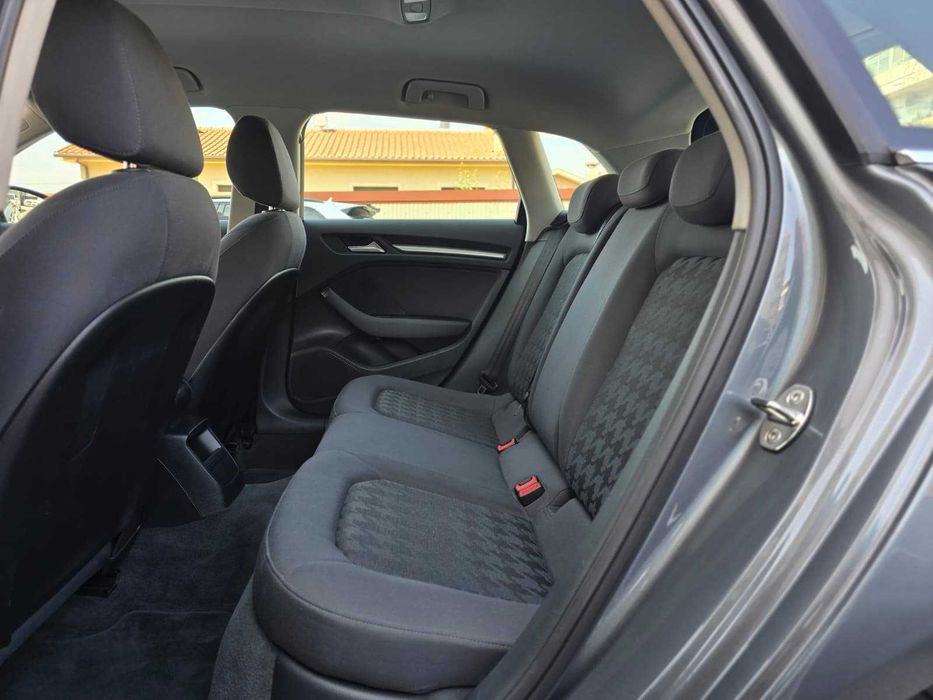 AUDI A3 SPORTBACK 8V S LINE 1.6TDI 110CV "LOOK RS3"