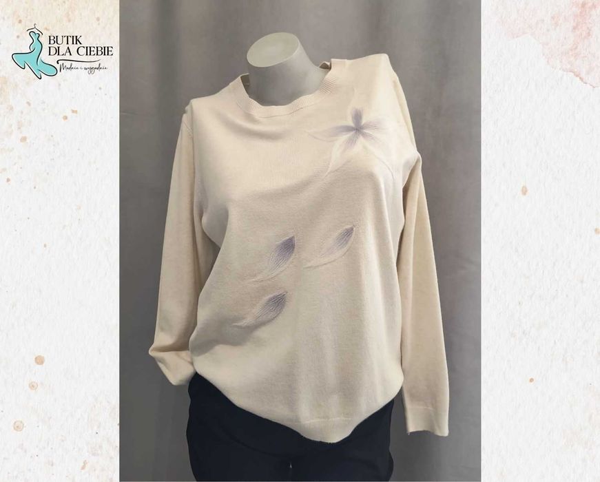 -> Elegancki sweter z KASZMIREM i bawełną – Kolor kremowy z motywem kwiatowym – Rozmiar: M/L