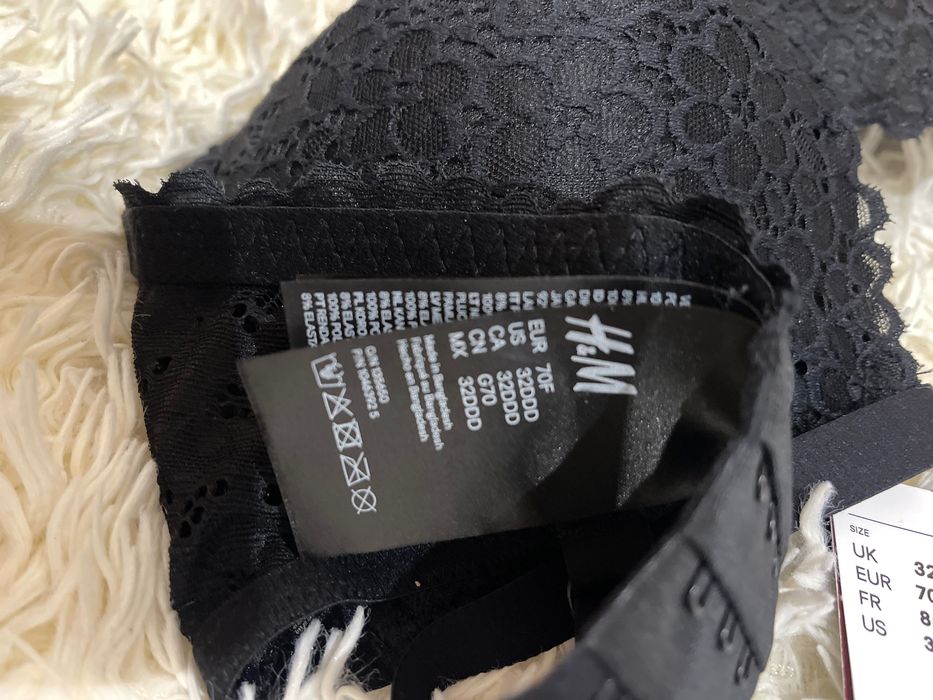 Бюстгальтер H&M з Push Up розмір ЕU 70F чорний з мереживом