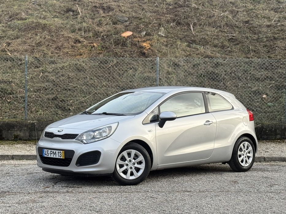 Kia Rio 1.1 CRDi | VAN | IVA DEDUTÍVEL