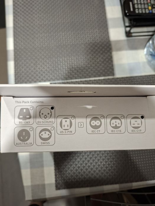 Isotek Ev03 Elite - cabo alimentação