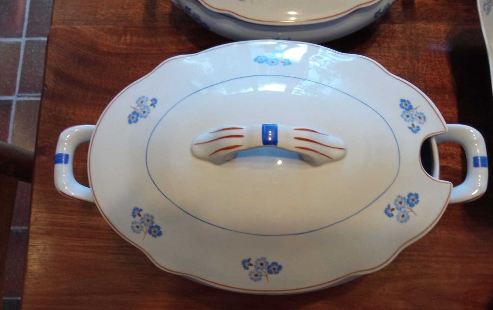 Servico de Mesa Vista Alegre - RARO - debruado a fio de OURO