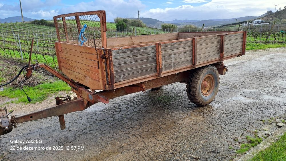 Reboque galucho 5000kg, tribasculante
