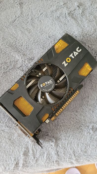 Karta graficzna GeForce 550 Ti 1 GB
