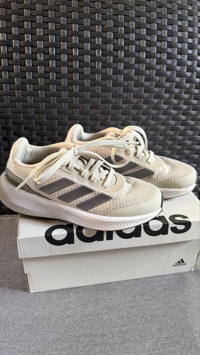 ああ　ジュイス50個 adidas 30 - купити дитяче взуття - Ціна на OLX.ua