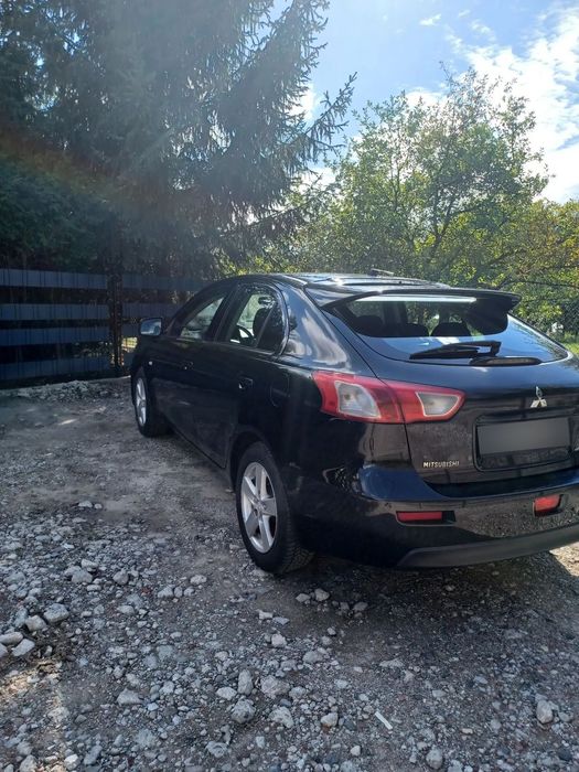 Mitsubishi Lancer
