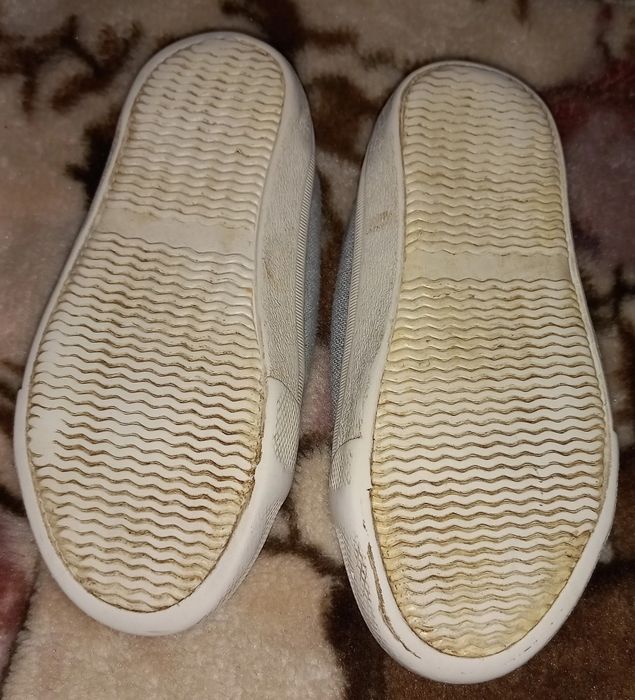 Віддам кеди  H&M