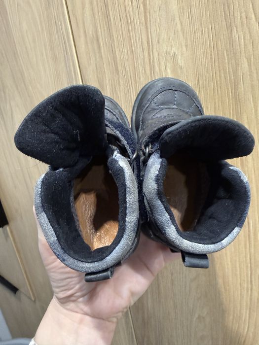 Демі сезон, нехолодна зима. 20 розмір