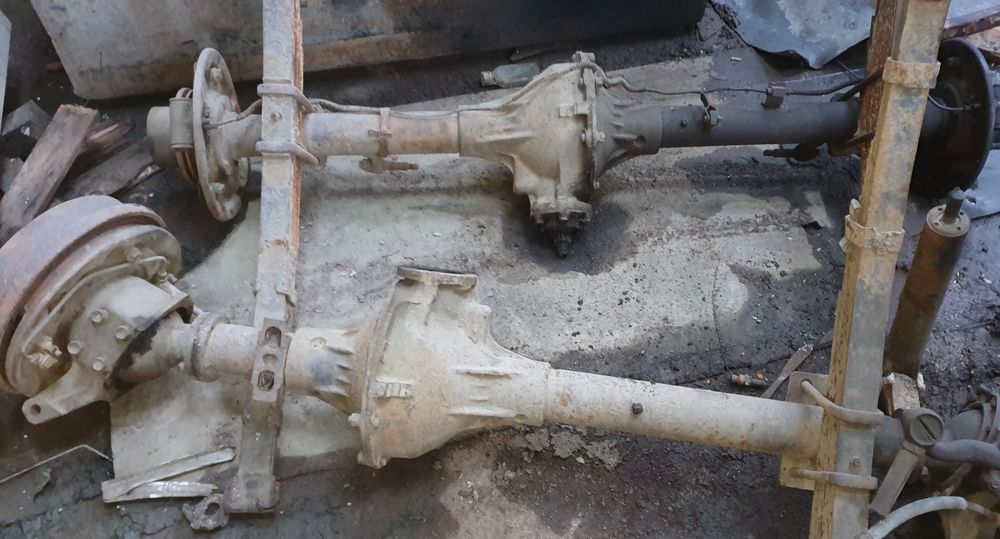 Уаз мости передній, задній