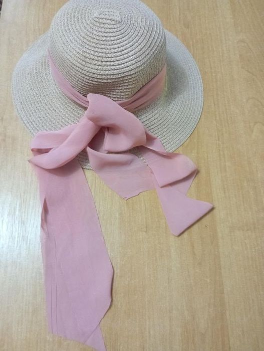 Шляпа плетена літня