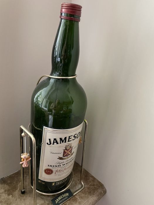 Оригинальный необходимый подарок , бутылка/качели под крепкие напитки