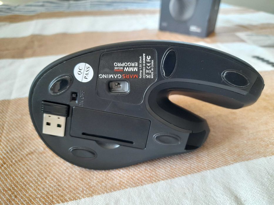 Myszka bezprzewodowa Mars Gaming MMW ERGOPRO sensor optyczny