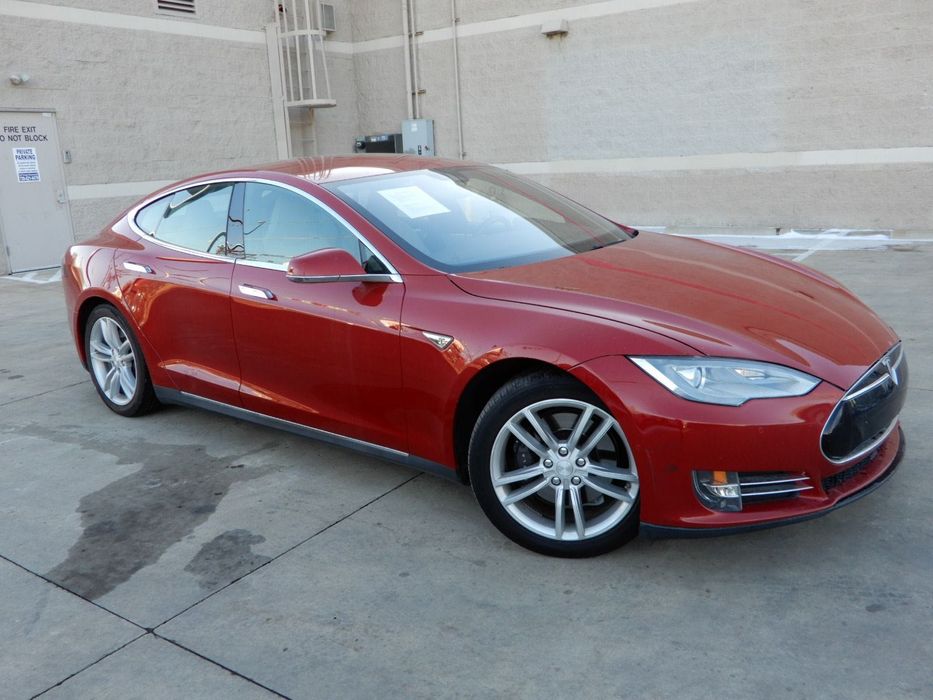 2016 Tesla Model S 85D