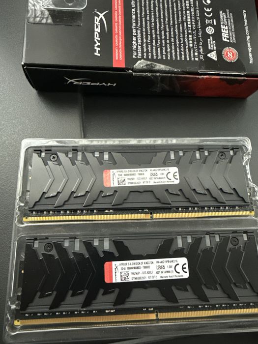 DDR4 Kingston Predator RGB HyperX 16GB (2х8GB) 4000Mhz