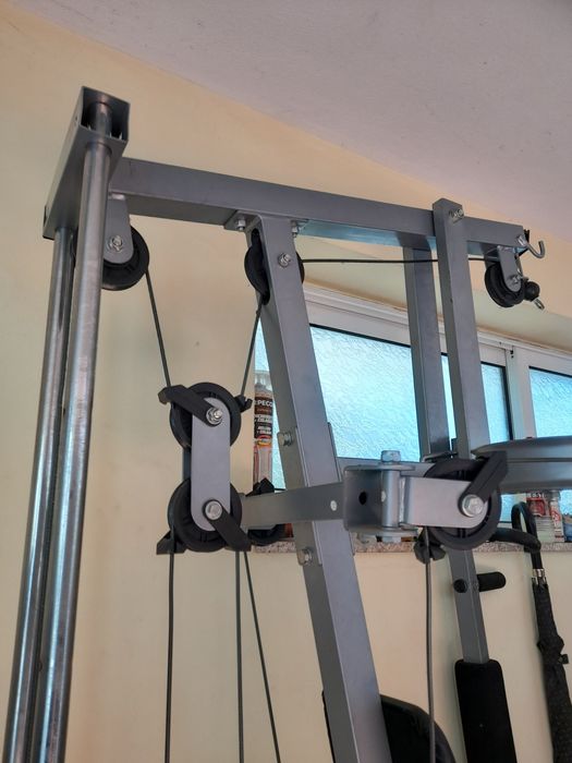 Weight training machine492043962355568644