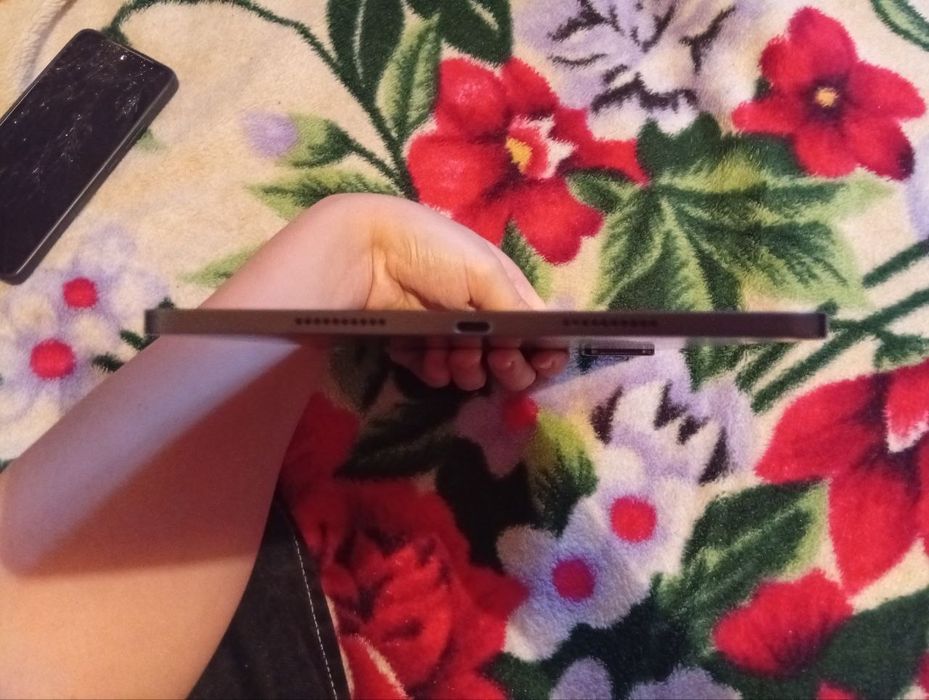 Срочно продам Xiomi pad 7 pro 8+8/256 WI-FI GRAY