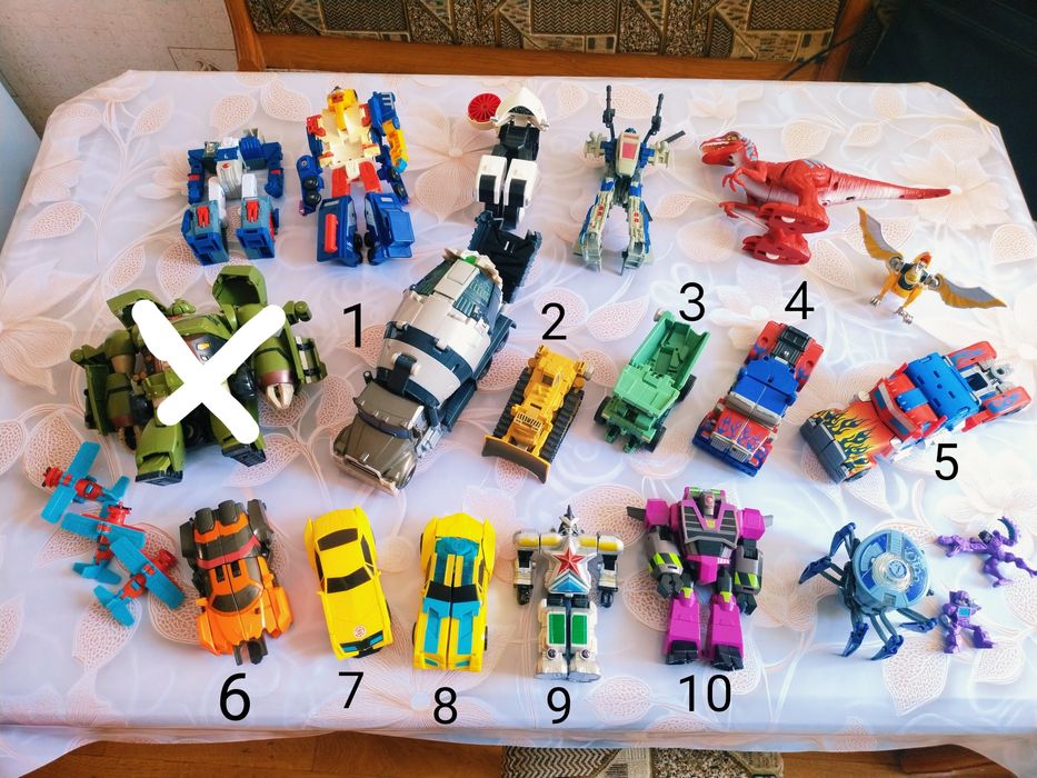 Іграшки трансформери Оптімус Такара та інші