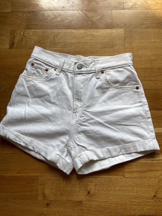 Spodenki szorty Levis damskie białe