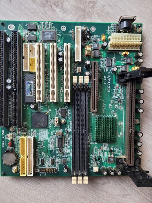 Płyta gł. ACORP 6BX / VIA / ZX86 VER: 1.4