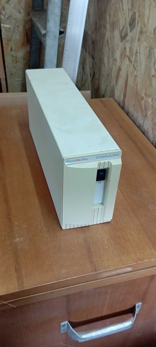 ІБЖ UPS Fiskars PowerRite Plus