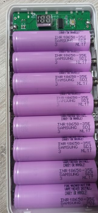 Павербанк 27200 +-27000 акамуляторы Е35 Самсунг