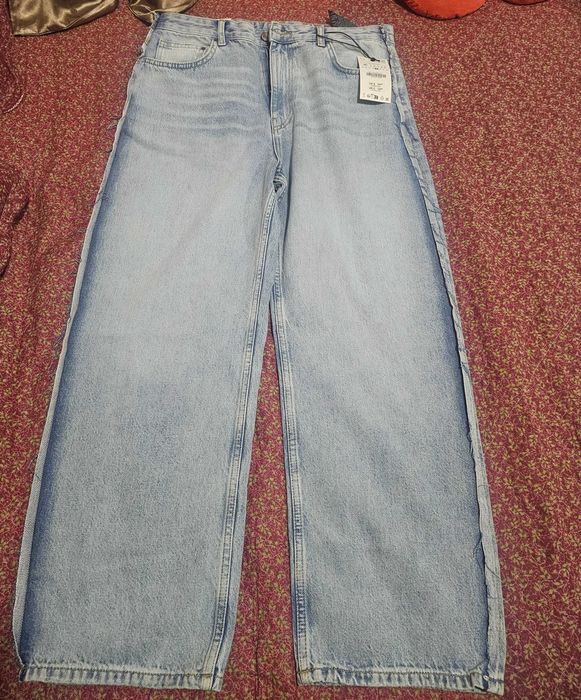 Джинсы широкие молодежные Zara