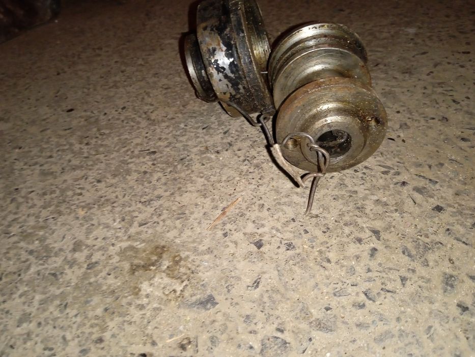 Передня частина силового циліндра газ 66