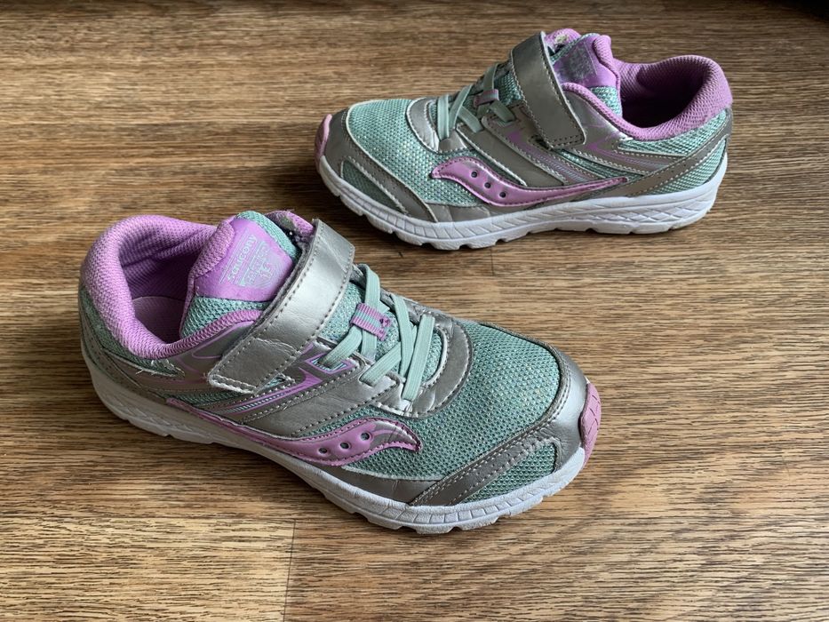 Кросівки saucony р.35-36 дівчачі 23 см дитячі кроси