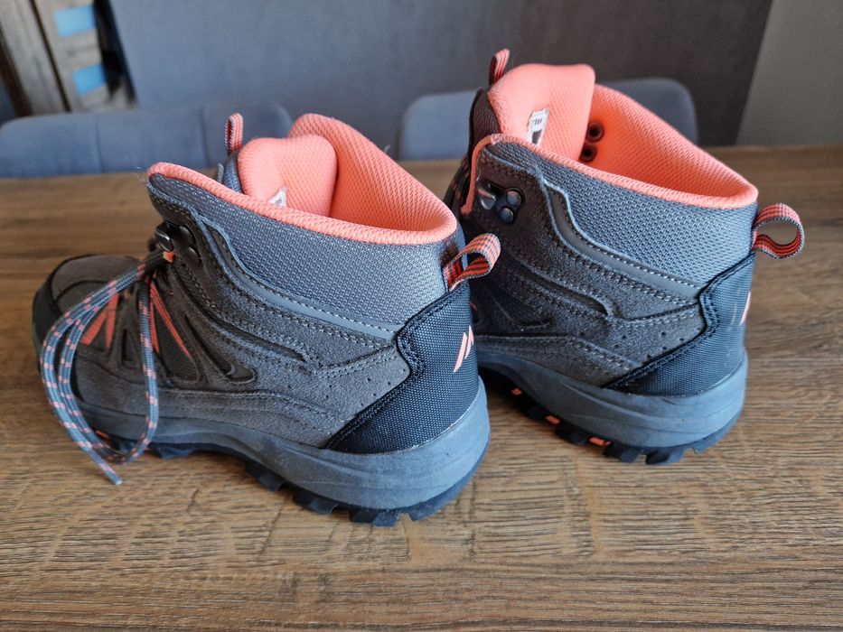 Buty damskie outdoorowe Rinland Mid Wo's marki Martes
