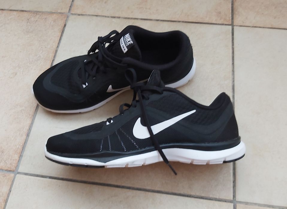 Nike  Flex damskie adidasy 37,5