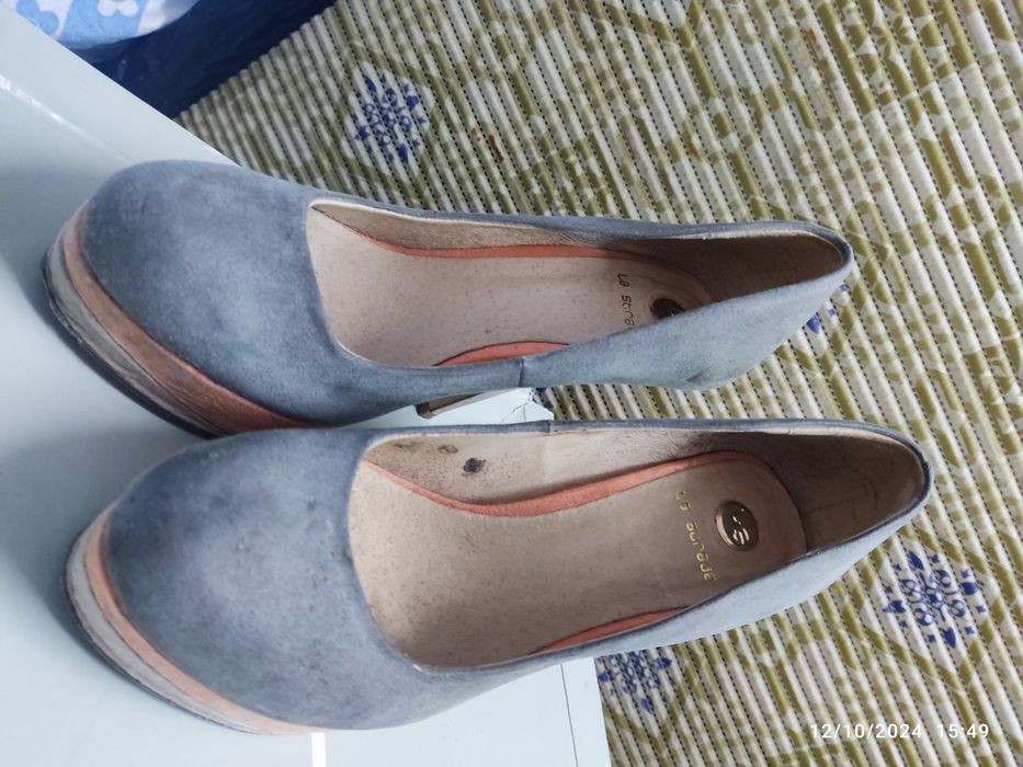 2 pares Sapatos senhora elegantes