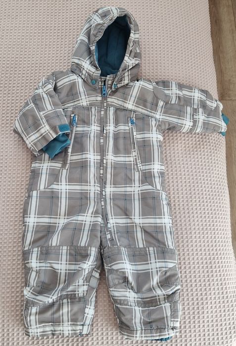 Paka ubranek dla dziewczynki 74 i 80