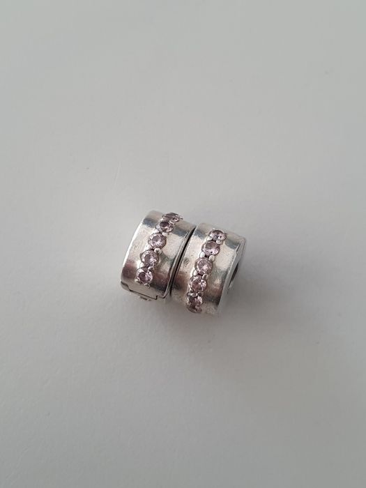 Para klipsów Pandora