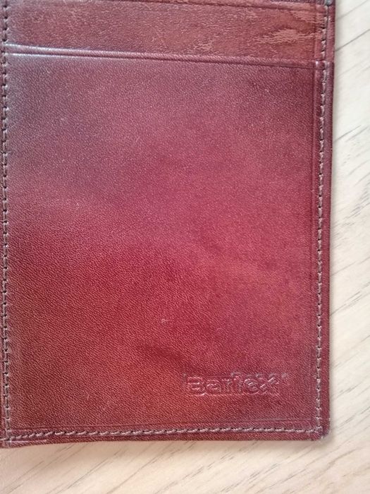 Skórzane etui na dokumenty, karty - Bartex, unisex.