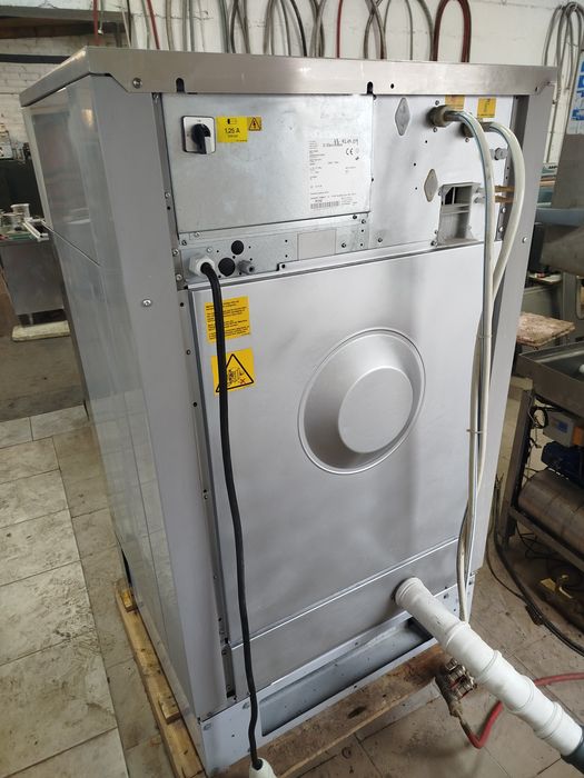 професійна пральна машина Electrolux 13-15 кг.