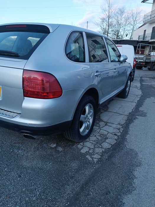Porsche cayenne  4.5 S V8