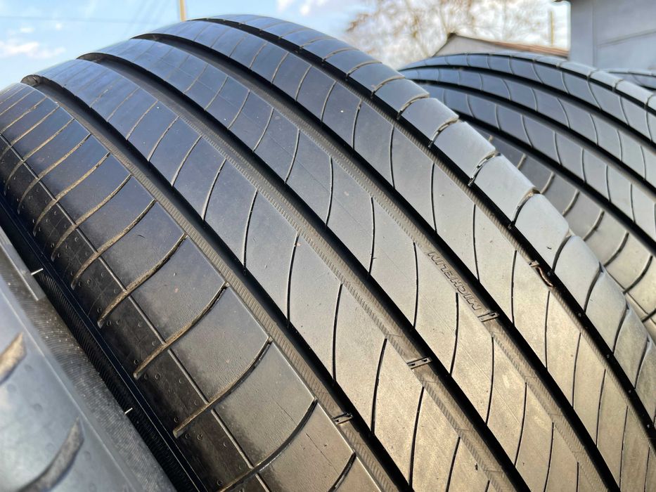 Резина 215 55 18 MICHELIN - 4шт. - з Німеччини - є інші шини 215 55 18