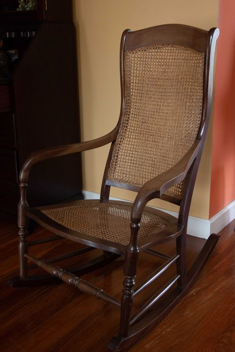 Cadeira de baloiço clássica