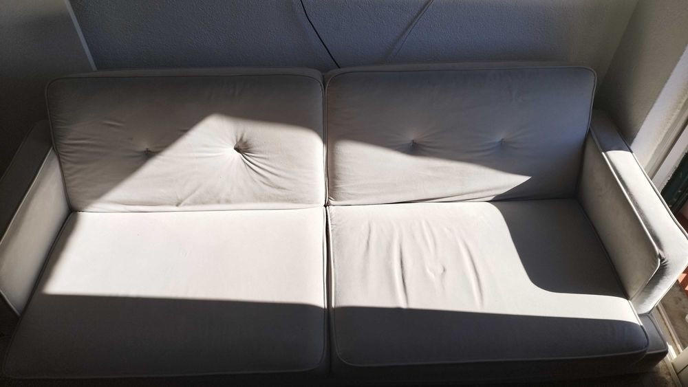 Sofá retrátil que vira cama