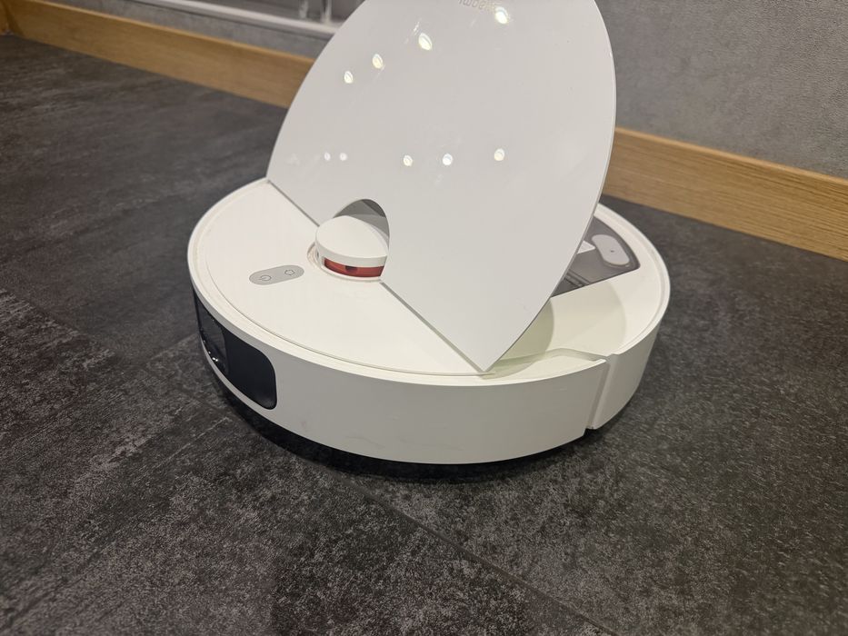 продам Продам Робот-пилосос Xiaomi Robot Vacuum S10+