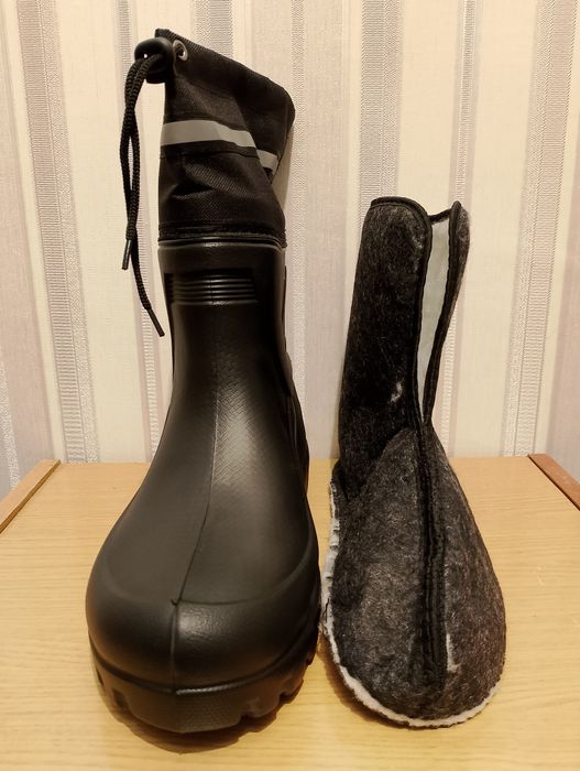 Чоловічі чоботи з матеріалу ЕВА (піна).