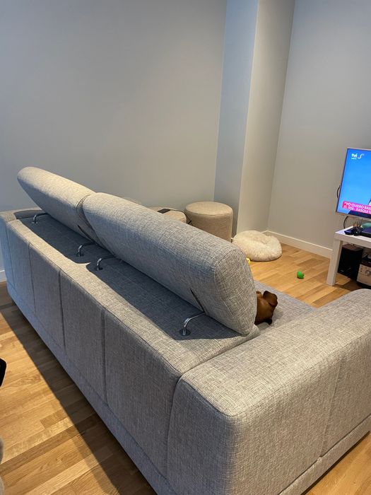 Sofá quase novo - Anaric