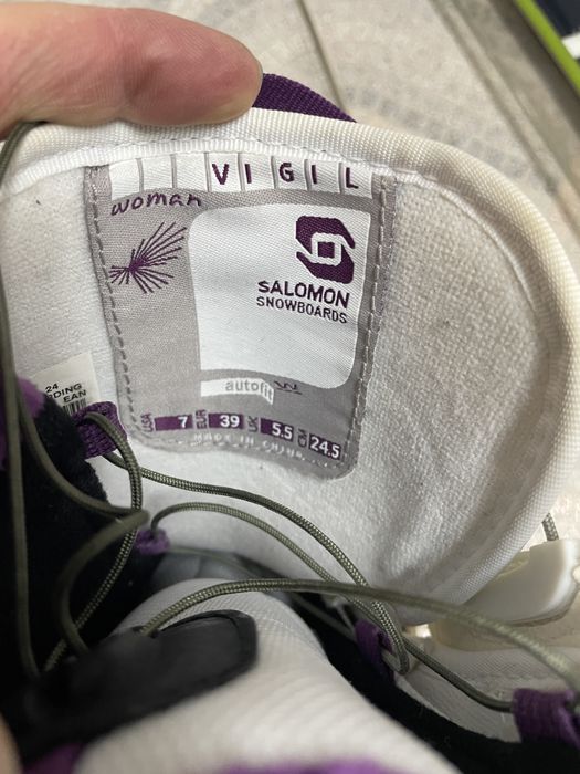 Conjunto completo de snowboard – usado apenas uma vez