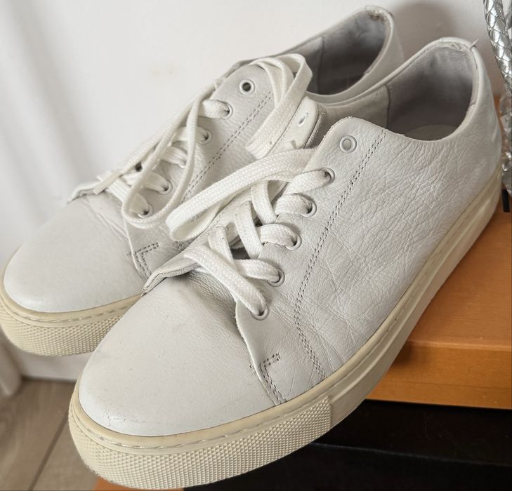 Buty trampki Levi’s skórzane białe 39