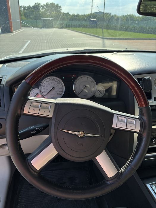 Крайслер 300с 2,72 обьем