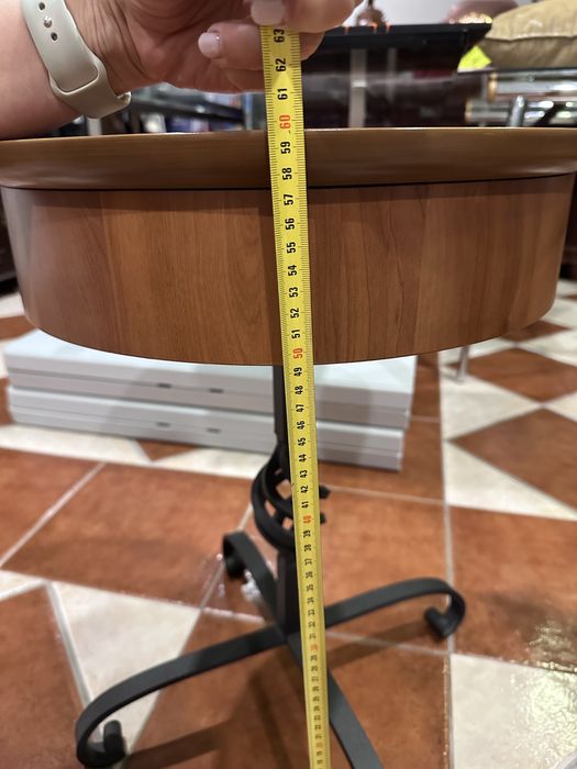 Mesa de apoio em madeira