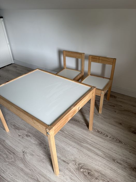 Stolik z krzesełkami Ikea LÄTT