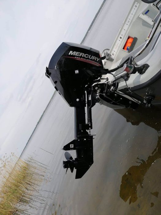 Łódka wędkarska 385